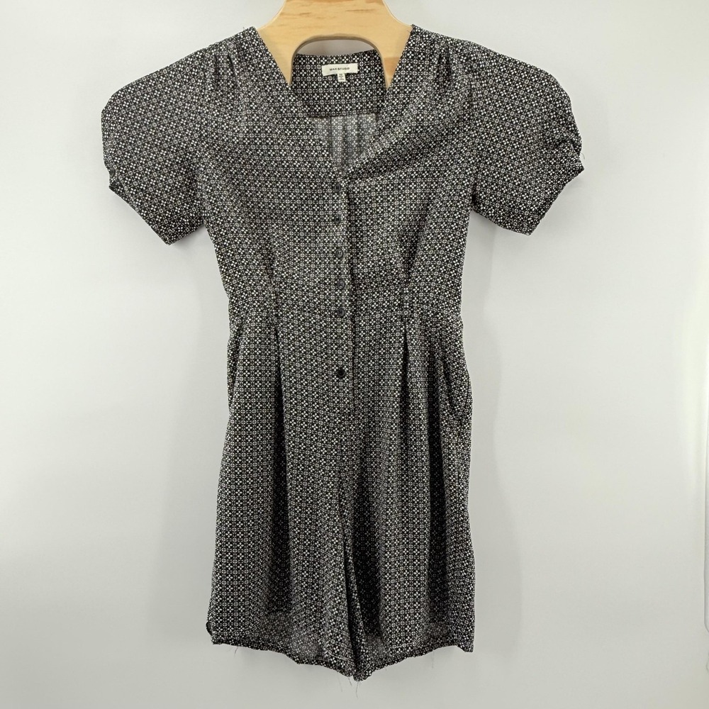 Max Studio Romper Womens XS Short Sleeve Button Front‎ Geometric Print Jumpsuit